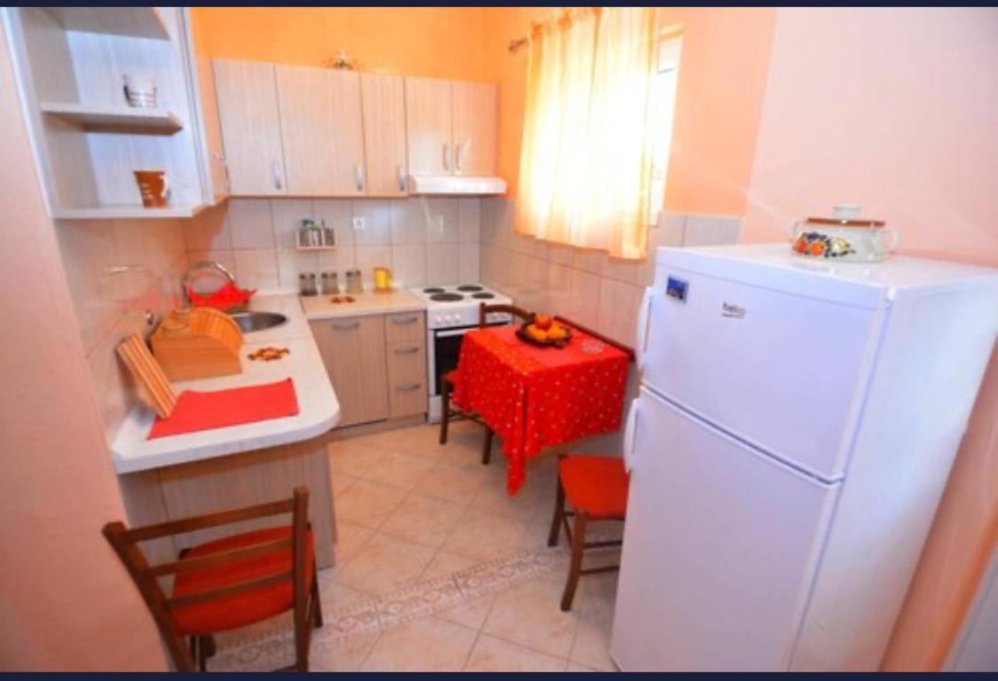 Matkovic Residence Tivat Zimmer foto